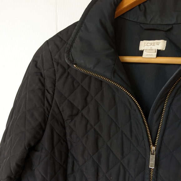 J. CREW black quilted zip-up packable puffer jacket - Picture 5 of 10